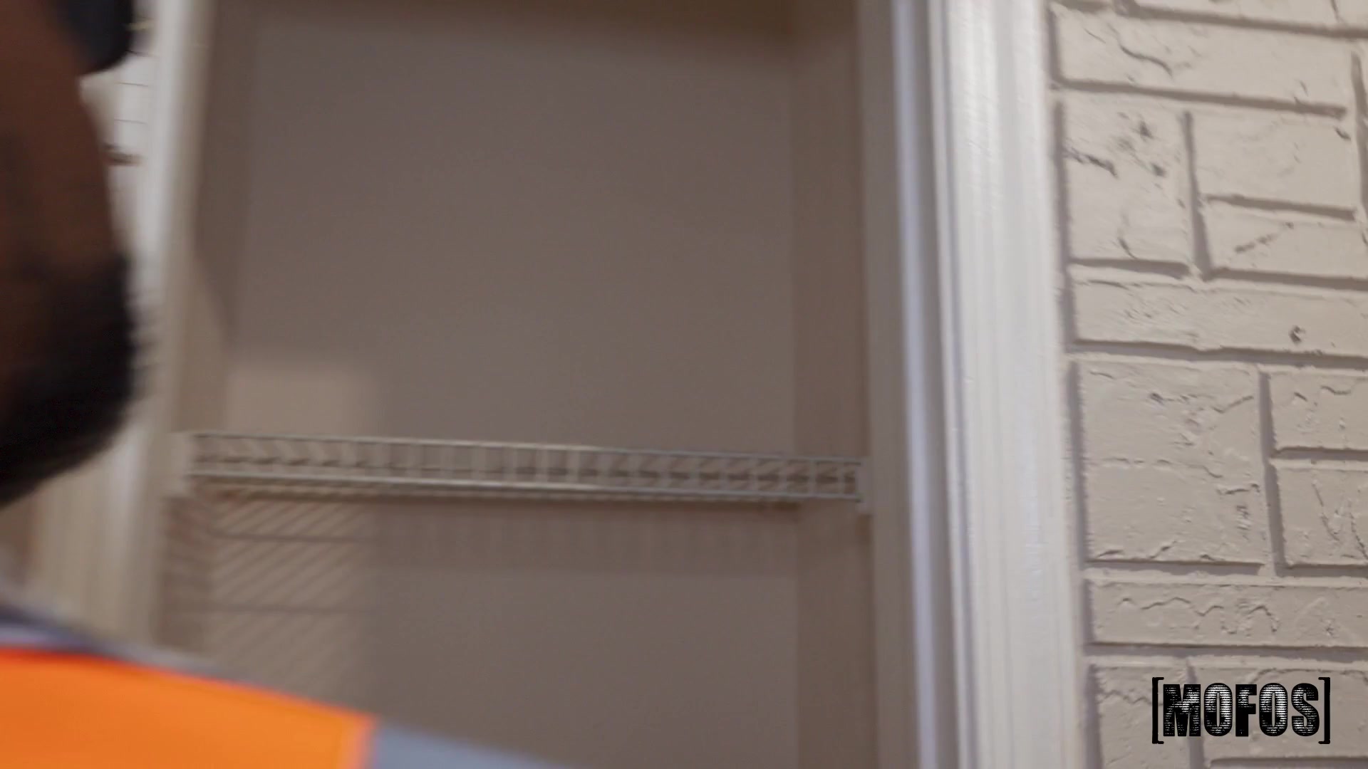Scene 4 thumbnail
