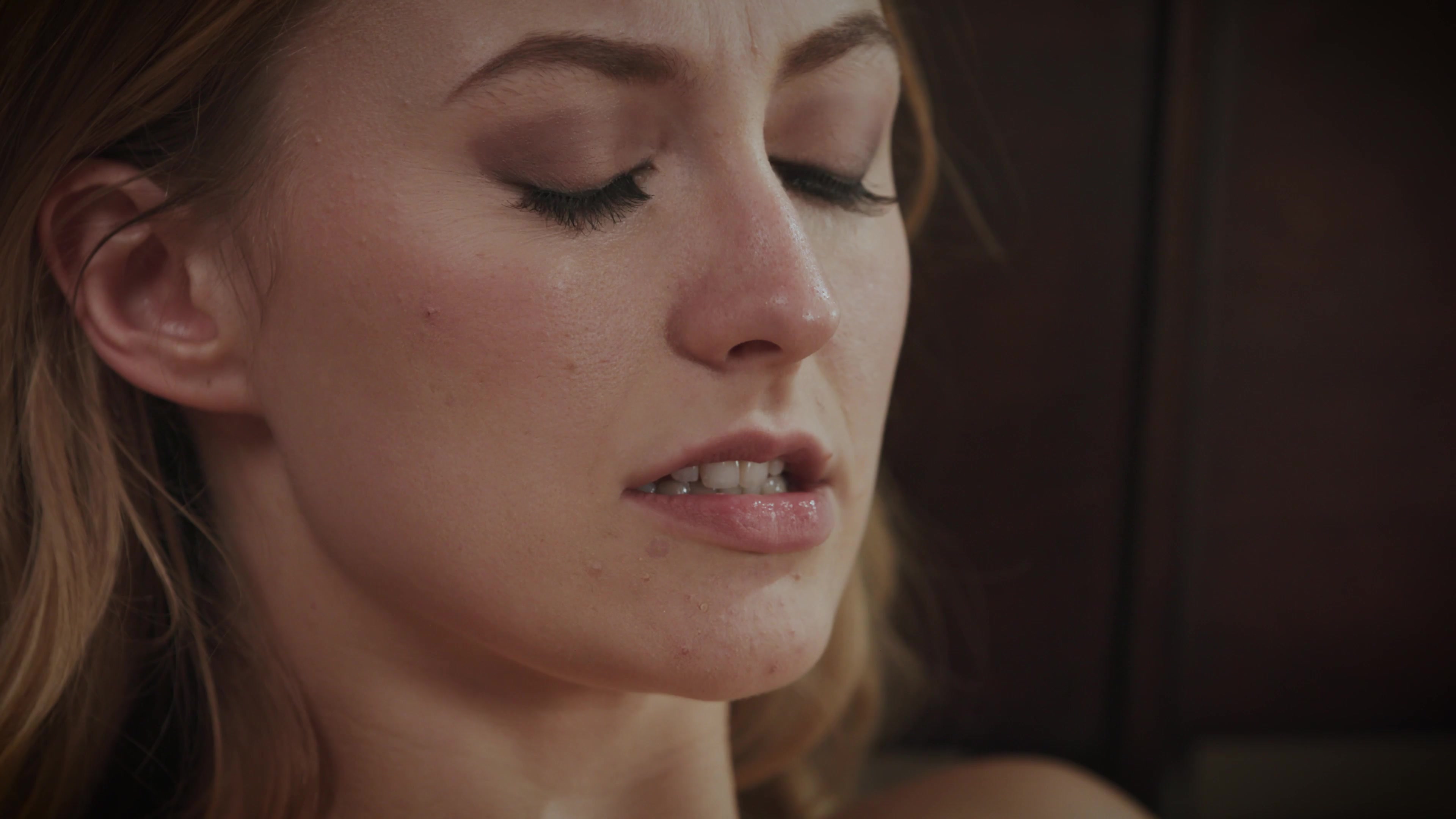 Scene 2 Frame 295