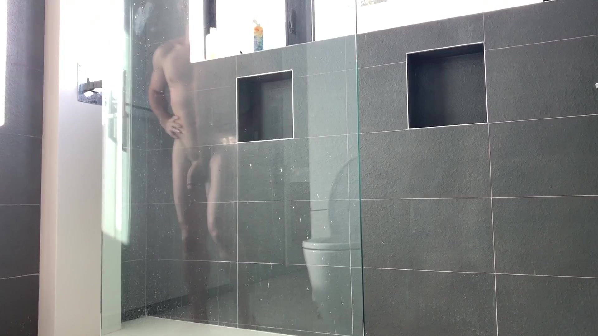 Scene 5 Frame 637