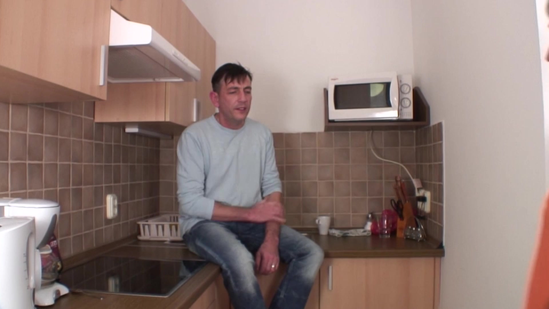 Scene 4 thumb