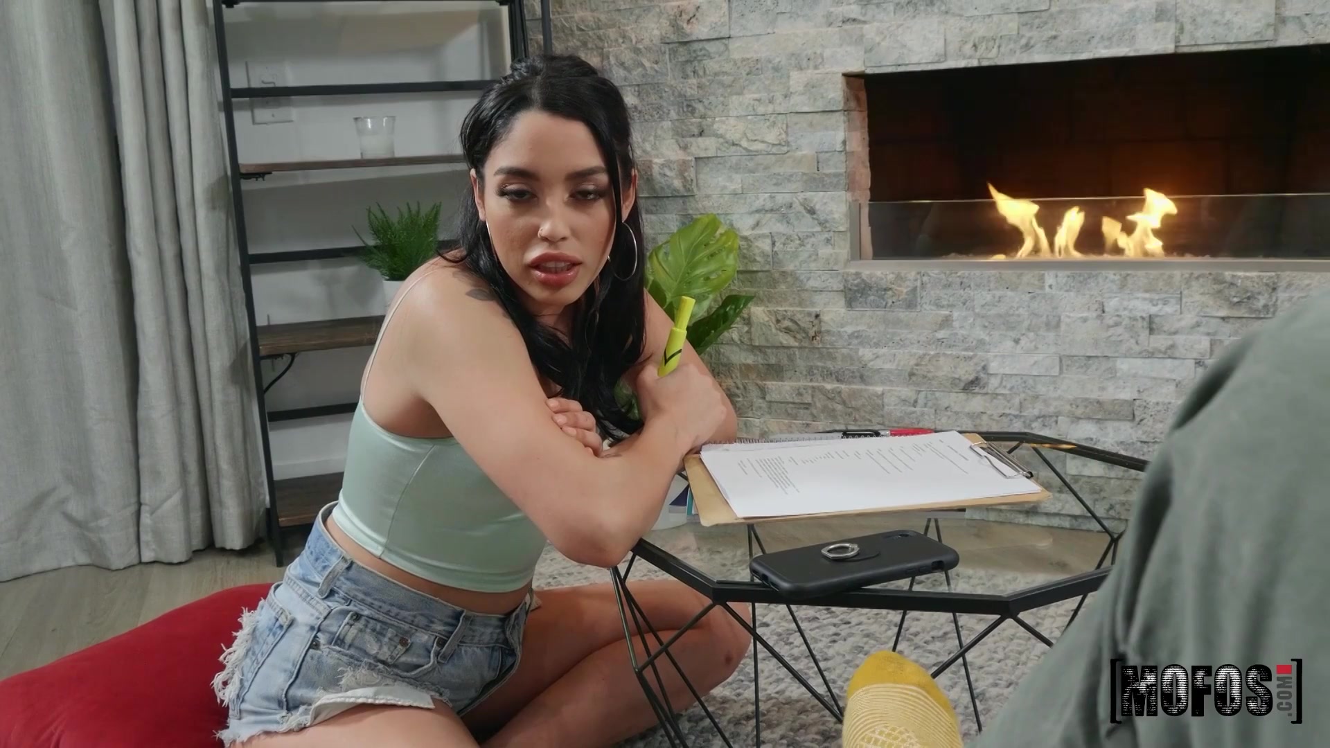 Scene 4 thumbnail