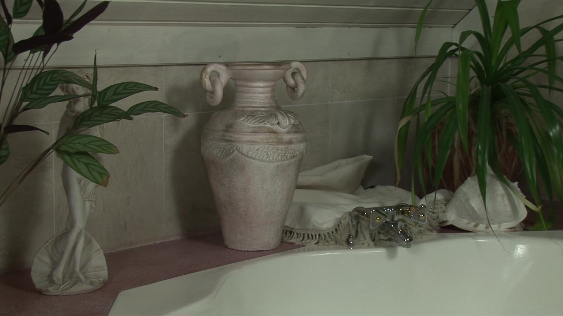Scene 3 thumbnail
