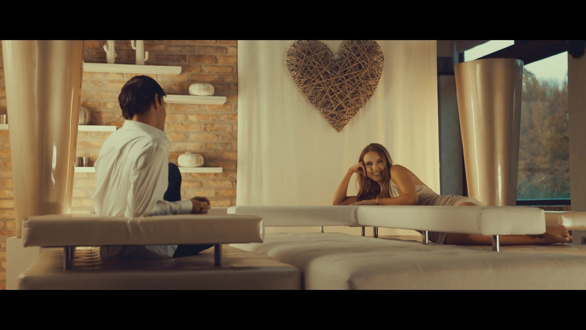 Scene 4 thumbnail