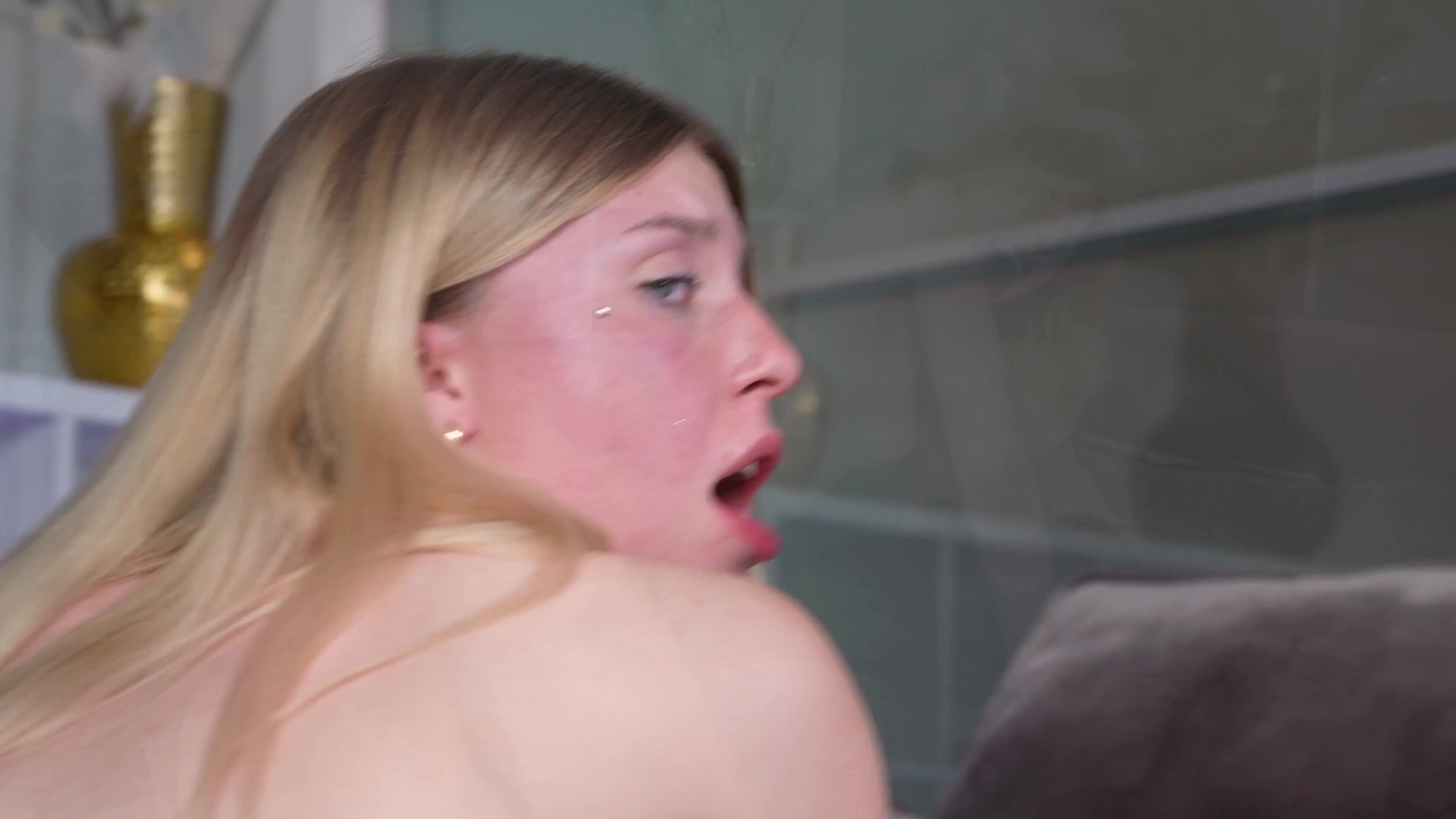 Scene 1 Frame 122