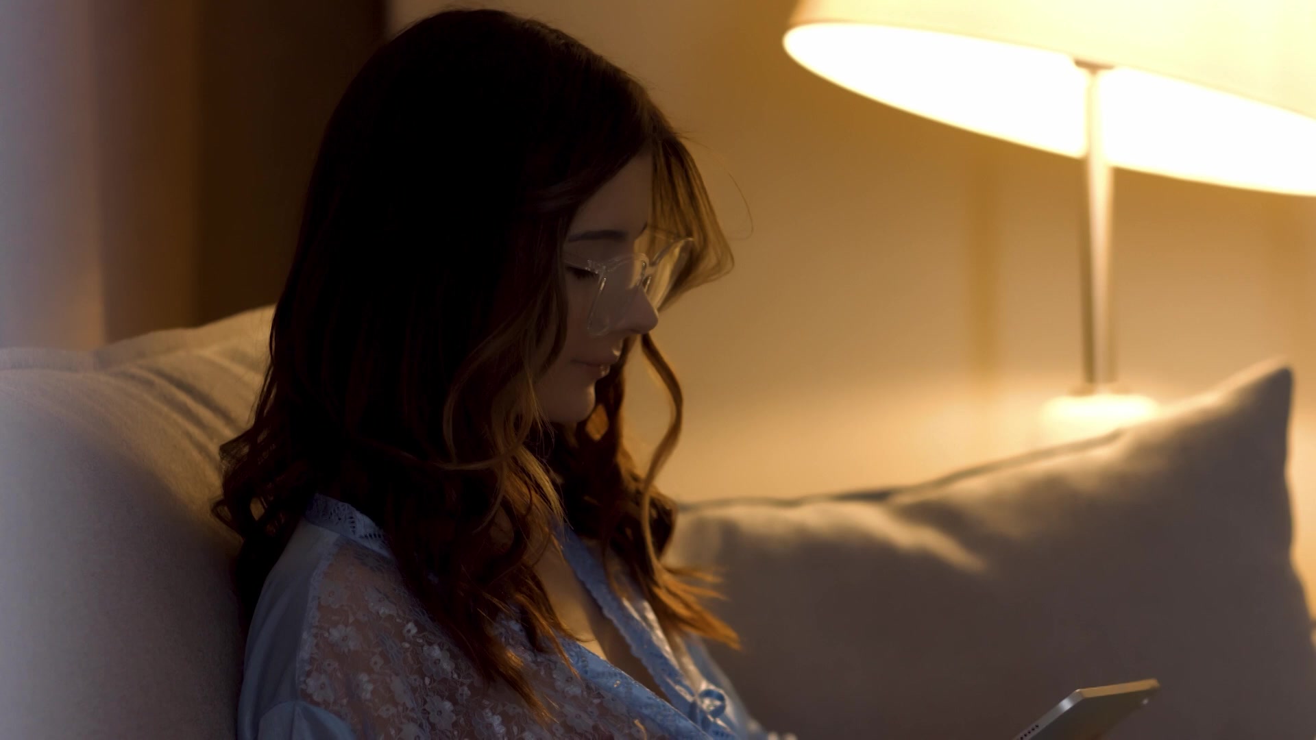 Scene 2 thumbnail