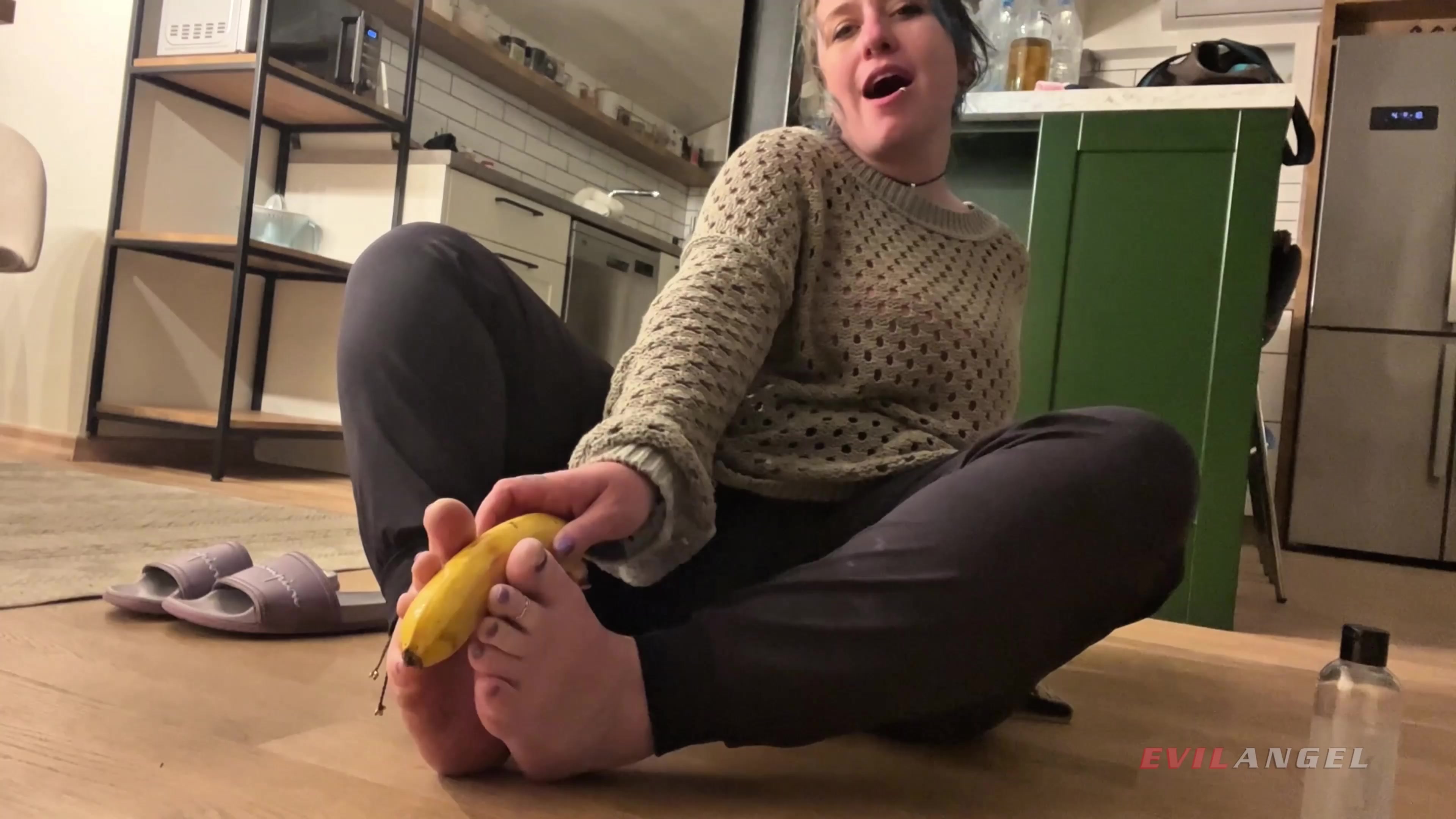 Scene 8 thumb