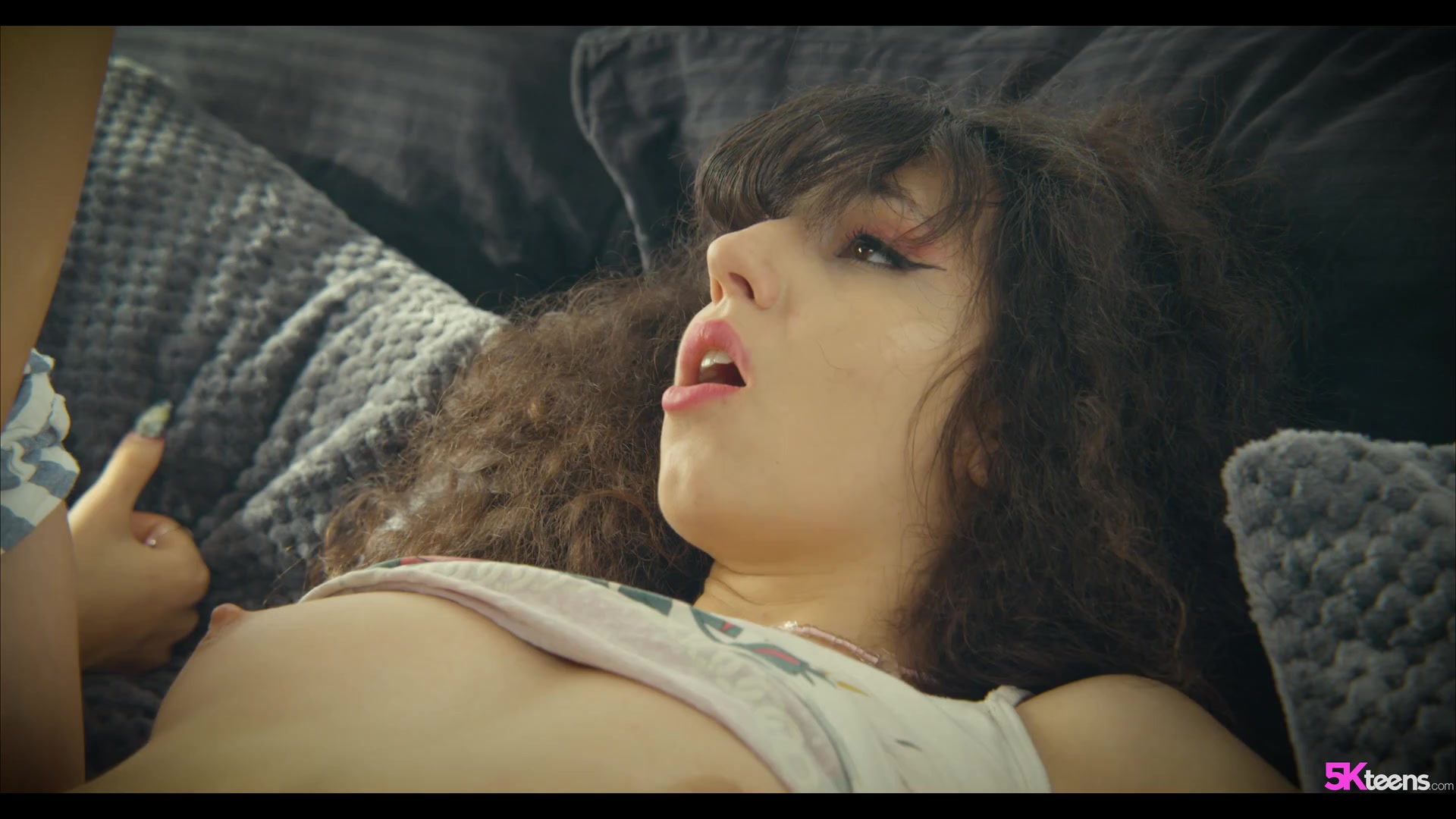 Scene thumb