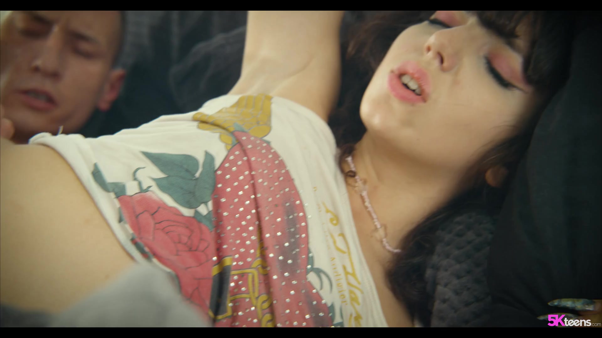 Scene 1 thumb