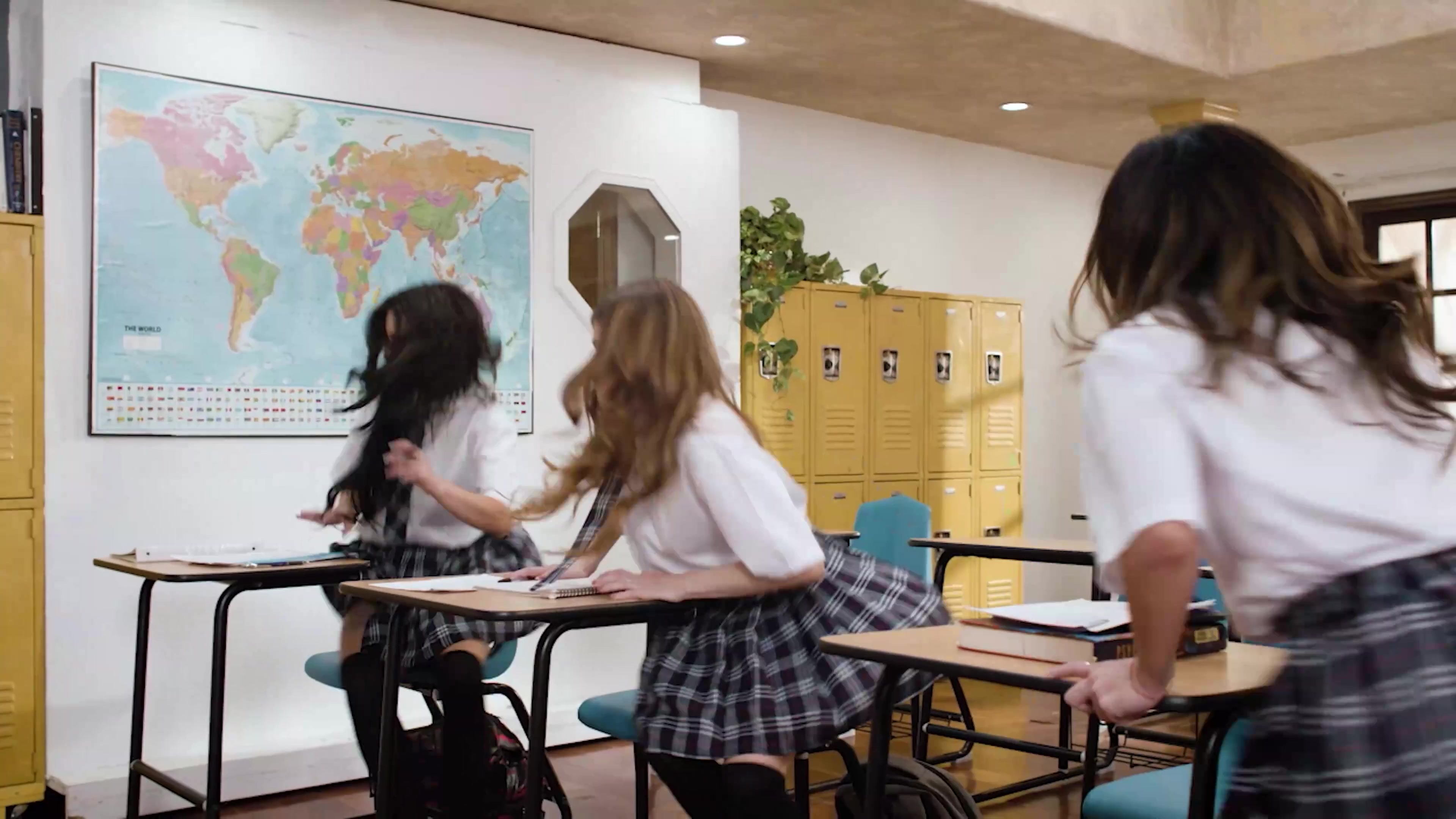 Scene 2 Frame 312