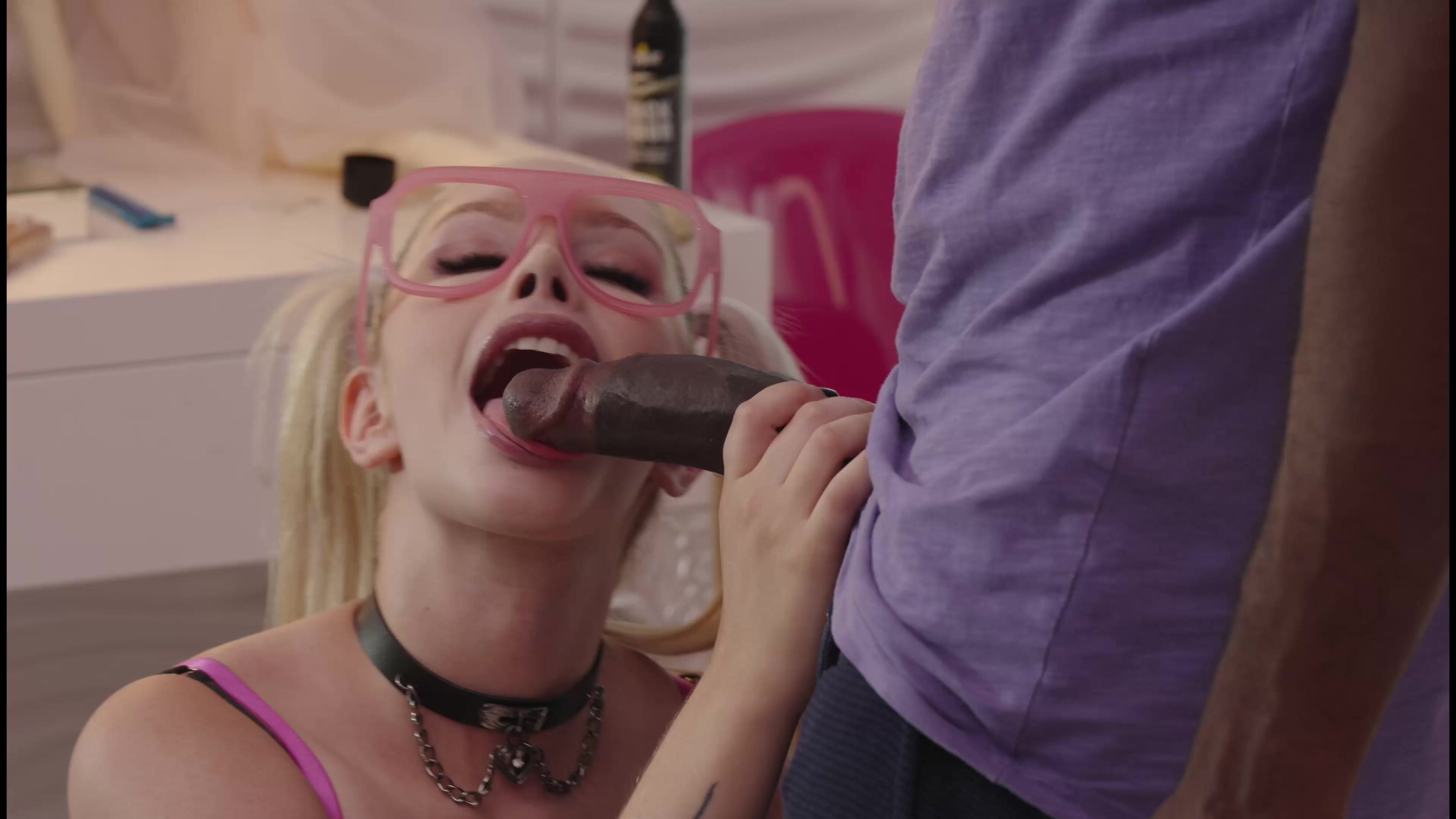 Scene 5 Frame 924