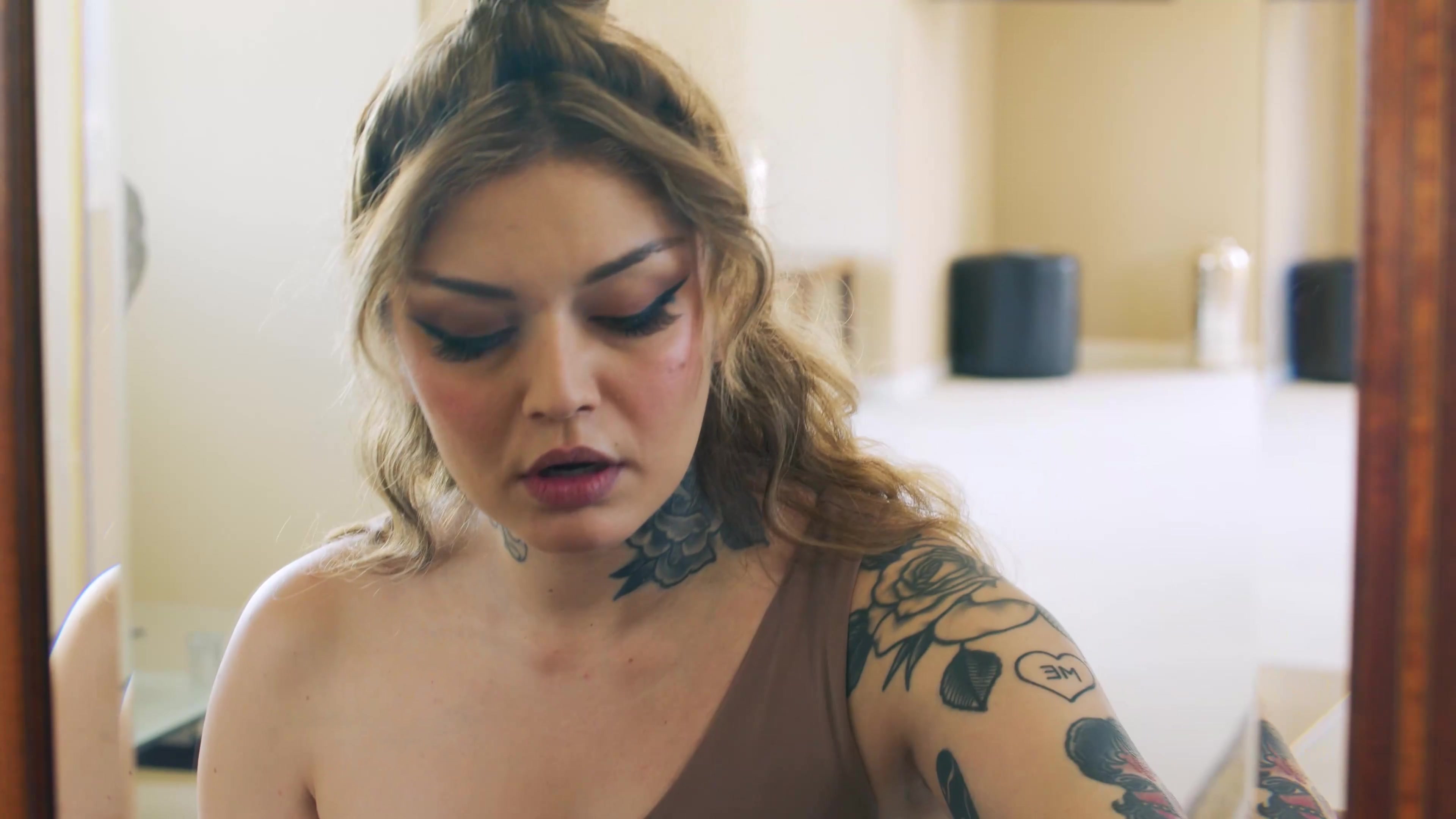 Scene 4 thumb