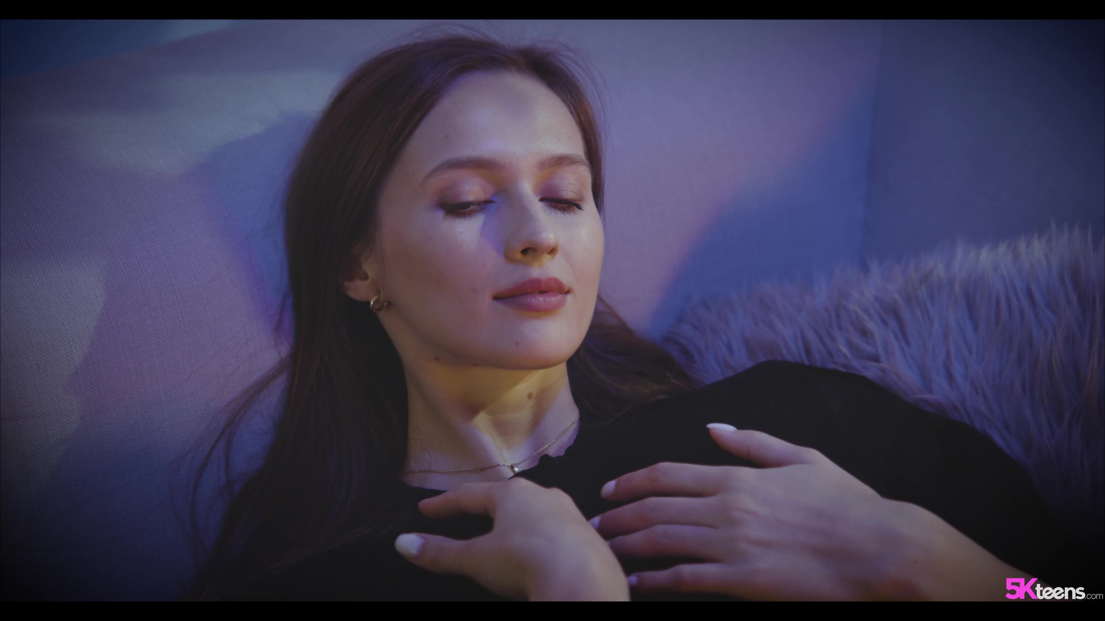 Scene 1 thumbnail