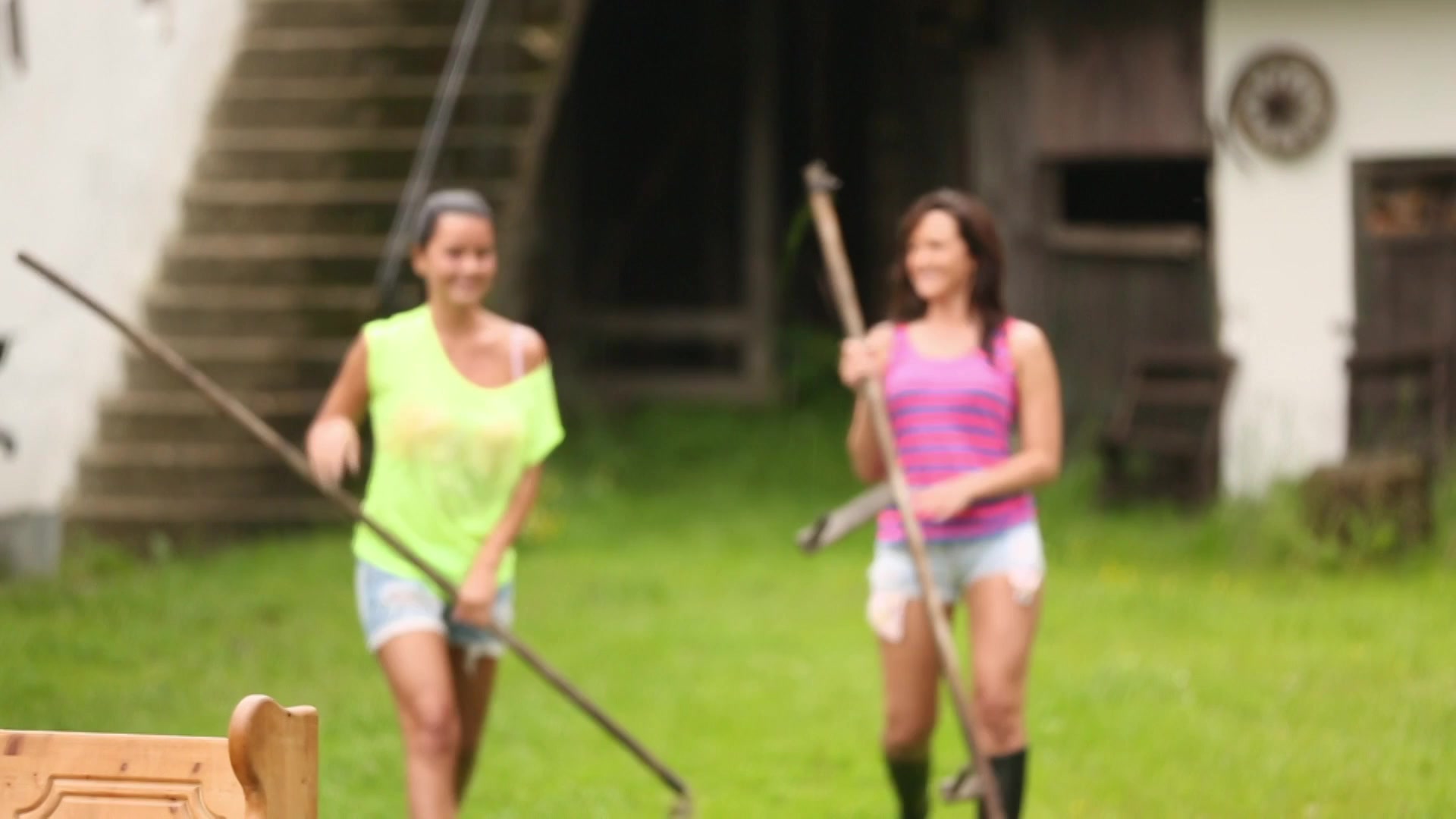 Scene 5 thumbnail