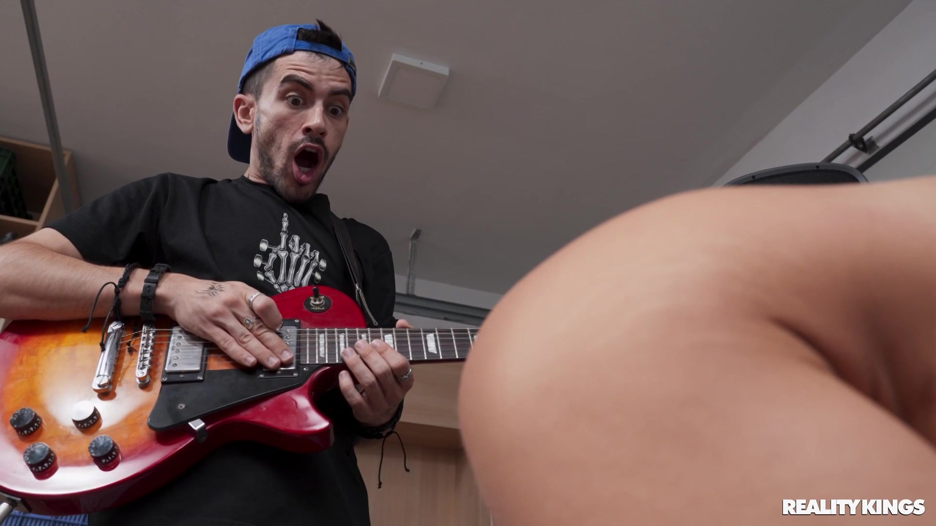 Scene thumb