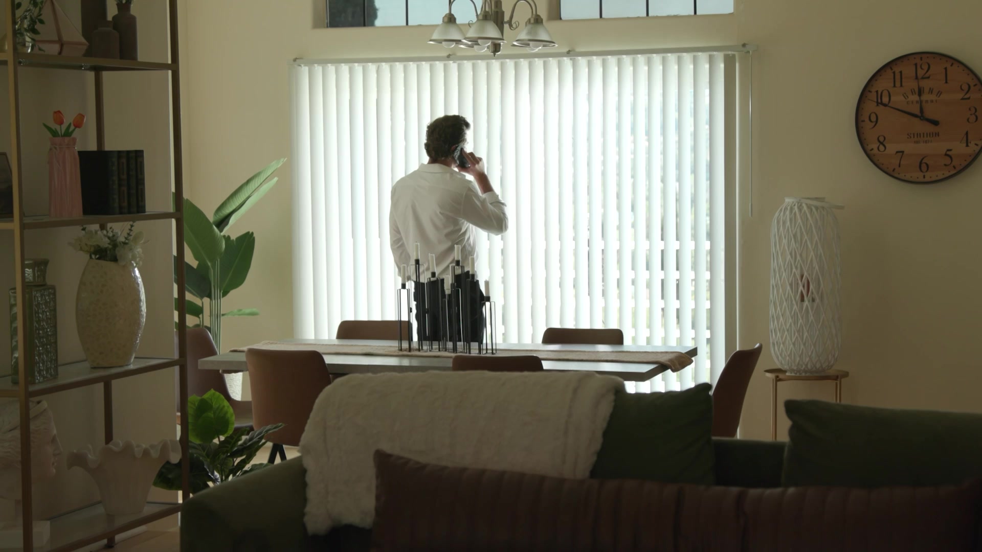 Scene 1 thumbnail