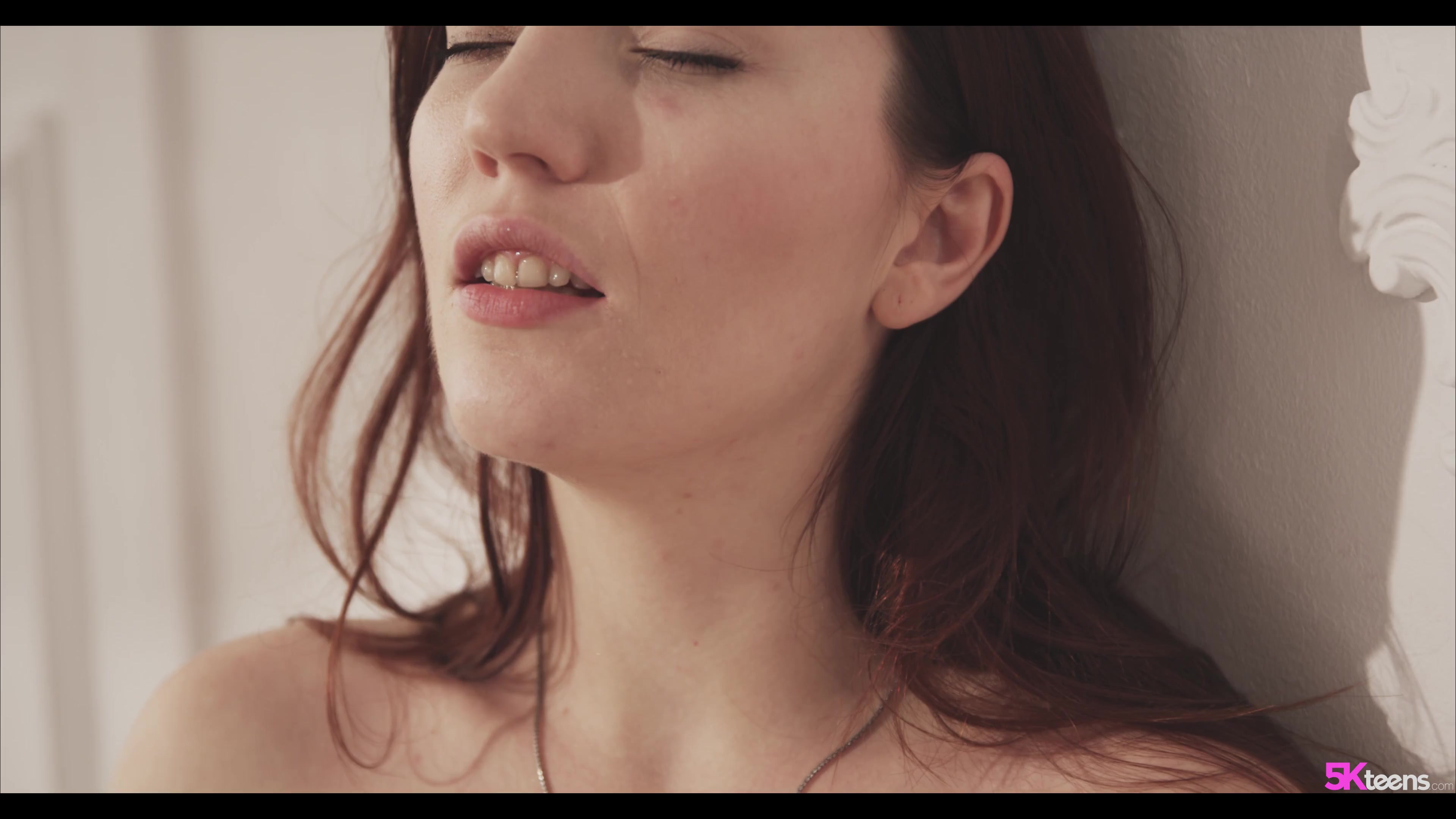 Scene thumb